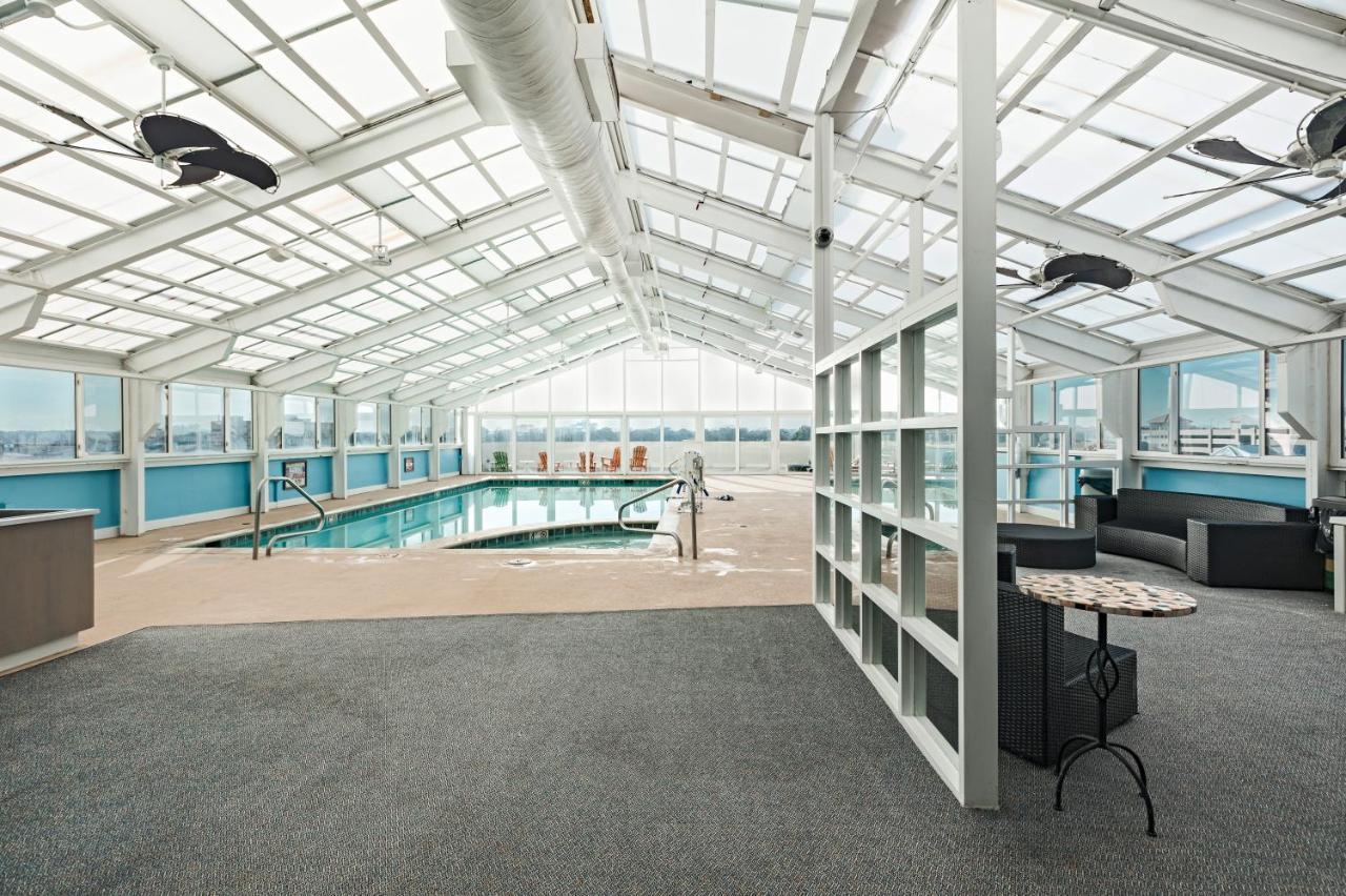 Ocean Sands Resort, Oceanfront, Virginia Beach By Vacatia Экстерьер фото